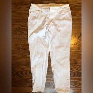 White House Black Market skimmer pants size 8